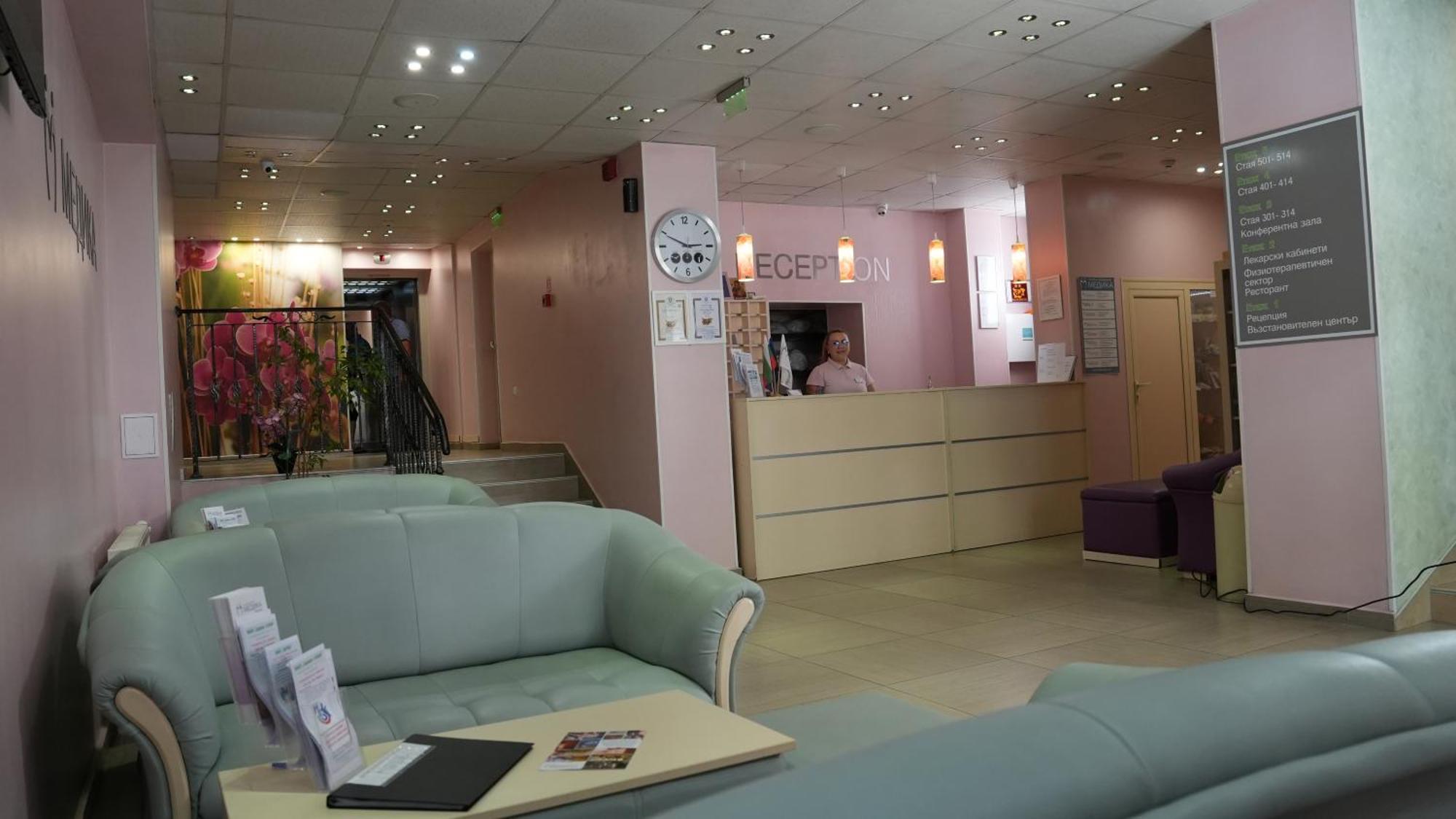 Balneo Comlex Medica Narechen Hotel Narechenski Bani Exterior photo